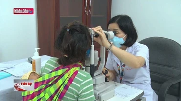 Phẫu thuật mắt miễn phí cho người dân vùng biên giới