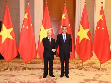 Tổng Bí thư Nguyễn Phú Trọng hội kiến Thủ tướng Trung Quốc Lý Khắc Cường. (Ảnh: Trí Dũng/TTXVN)