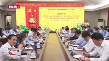 Hội nghị Báo cáo viên tháng 10