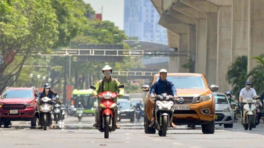 Ngày mai, nhiều khu vực có nắng nóng đặc biệt gay gắt 
