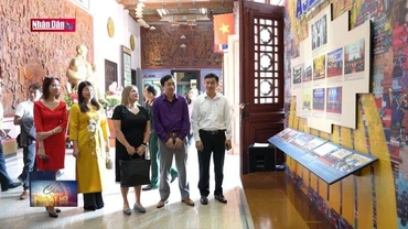 Trưng bày ảnh chuyên đề Di sản Việt Nam và các nước ASEAN
