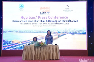 Họp báo về Liên hoan phim chiều 8/5 tại thành phố Đà Nẵng.
