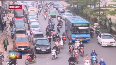 Tái diễn tình trạng ùn tắc tại các trung tâm đăng kiểm