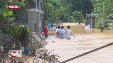 Đắk Nông: Nhiều khu vực ở thành phố Gia Nghĩa chìm trong nước lũ