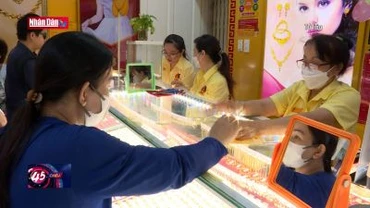 Thủ tướng yêu cầu xử lý ngay chênh lệch giá vàng