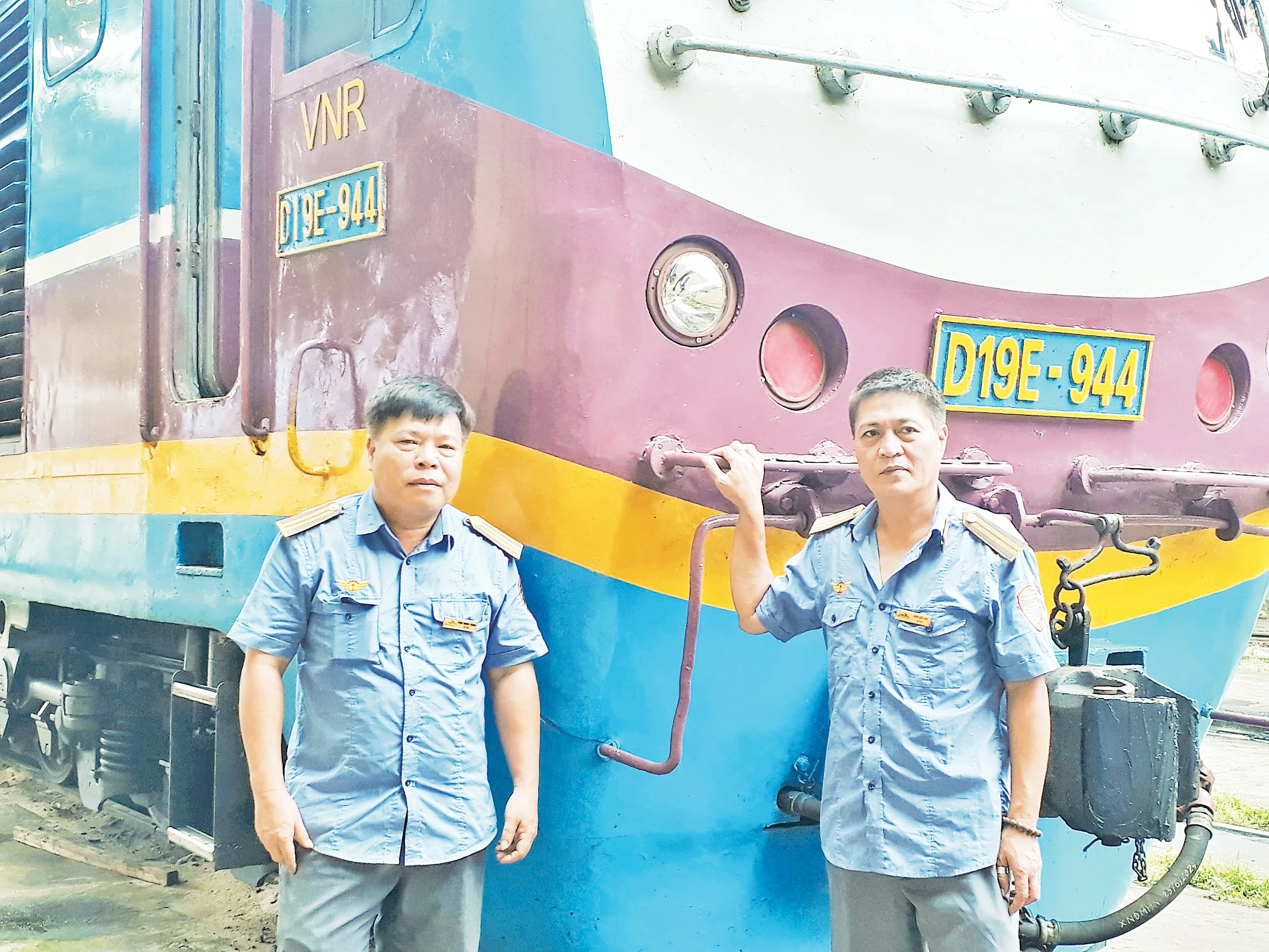 Xí nghiệp Đầu máy Hà Nội tôn vinh 23 kiện tướng an toàn chạy tàu lần đầu