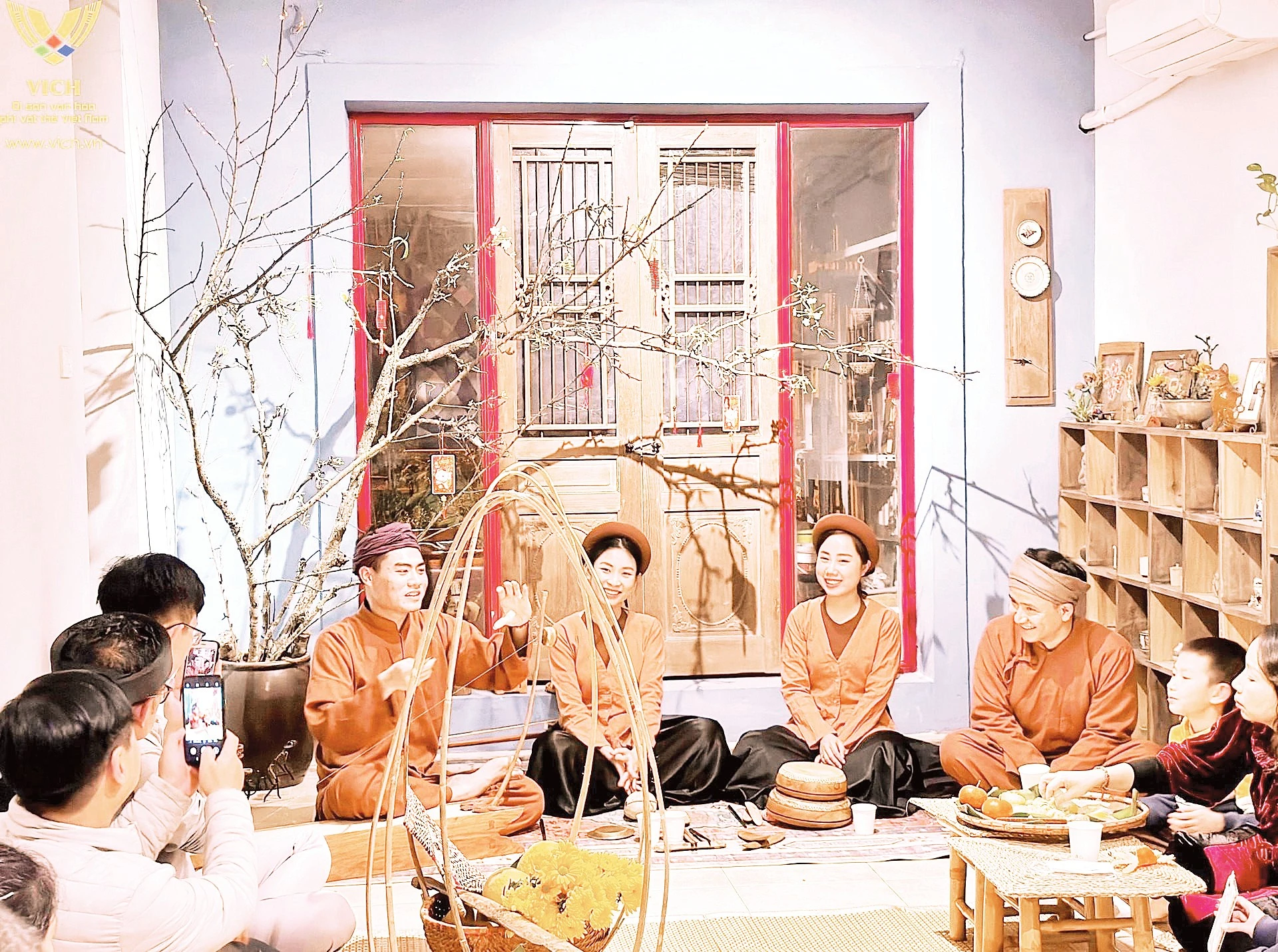 Câu lạc bộ Chèo 48h: Hành trình 12 năm đưa nghệ thuật truyền thống đến với giới trẻ