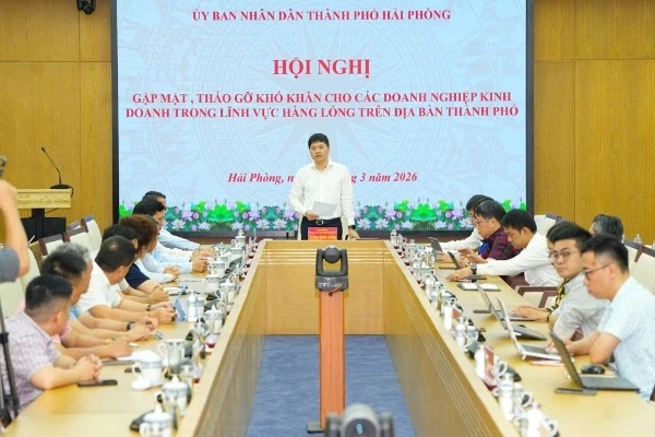 Hải Phòng giảm phí hạ tầng, mở 'cánh cửa thoát hiểm' cho doanh nghiệp xăng dầu