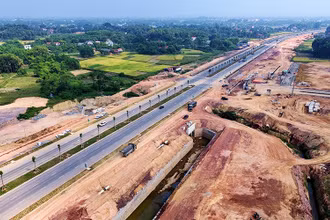 Thi công hạ tầng Cụm công nghiệp Hạnh Phúc-Xuân Phương (huyện Phú Bình, tỉnh Thái Nguyên).