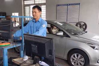 Trung bình mỗi ngày, Trung tâm đăng kiểm xe cơ giới 17-01D thực hiện kiểm định từ 80 đến 90 phương tiện.