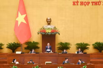Chủ tịch Quốc hội Trần Thanh Mẫn điều hành phiên chất vấn và trả lời chất vấn của Quốc hội.