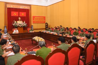 Toàn cảnh buổi làm việc.