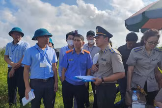 Các đơn vị hữu quan phối hợp cưỡng chế thi hành án dân sự tại địa bàn thuộc thành phố Hải Phòng. (Ảnh: CTV)