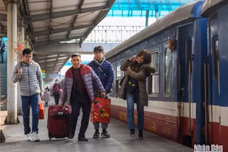 [Ảnh] Những chuyến tàu cuối của năm Nhâm Dần