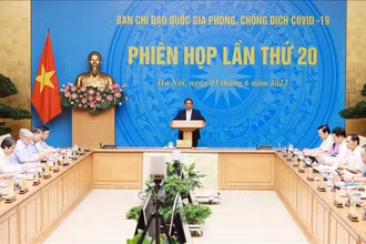 Thủ tướng Phạm Minh Chính, Trưởng Ban Chỉ đạo quốc gia phòng, chống dịch Covid-19 chủ trì Phiên họp lần thứ 20 của Ban Chỉ đạo. (Ảnh: Dương Giang/TTXVN)