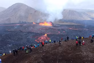Bán đảo Reykjanes, nơi chứng kiến nhiều vụ núi lửa phun trào.