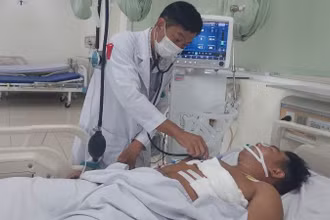Bệnh nhân D. đã qua cơn nguy kịch và đang được chăm sóc, điều trị tại bệnh viện.
