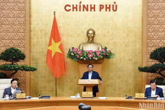 Thủ tướng chủ trì phiên họp Chính phủ chuyên đề xây dựng pháp luật tháng 4 năm 2023.