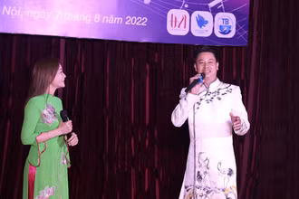 Các nghệ sĩ trình diễn trong chương trình. (Ảnh: Ban tổ chức)