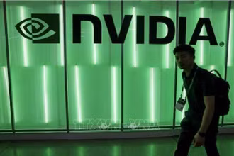 Biểu tượng của Tập đoàn Nvidia tại một triển lãm máy tính. (Ảnh: TTXVN)