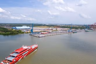 Chuyến tàu cao tốc Thành phố Hồ Chí Minh-Côn Đảo có sức chở hơn 1.000 hành khách dự kiến hoạt động trở lại vào giữa tháng 4 này. (Ảnh: QUÝ HIỀN)