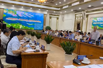 Ủy ban nhân dân Thành phố tổ chức Hội nghị lấy ý kiến Đề án nghiên cứu Xây dựng Cảng trung chuyển quốc tế Cần Giờ.