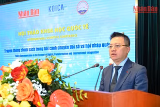 Tổng Biên tập Báo Nhân Dân Lê Quốc Minh phát biểu khai mạc Hội thảo. (Ảnh DUY LINH) 