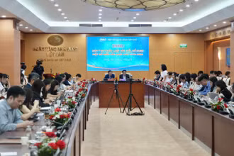 Toàn cảnh buổi tọa đàm.