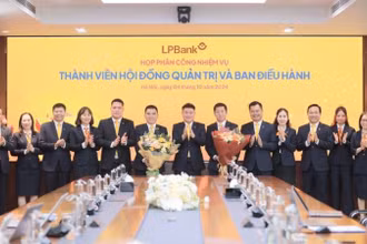 Hội đồng Quản trị LPBank vừa có các quyết định quan trọng nhằm nâng cao chất lượng đội ngũ nhân sự cấp cao.