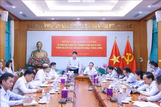 Thường trực Ban Bí thư Lương Cường phát biểu chỉ đạo buổi làm việc. Ảnh: TTXVN