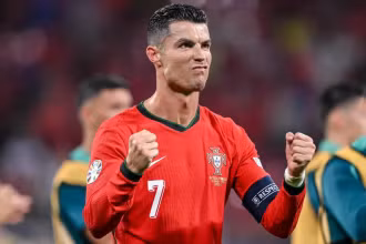 Ronaldo tiếp tục phá kỷ lục về số lần tham dự chung kết EURO 