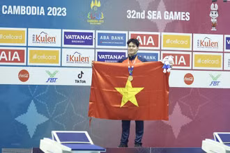Trần Hưng Nguyên đã giành được 3 Huy chương Vàng tại SEA Games 32. (Ảnh: TTXVN)