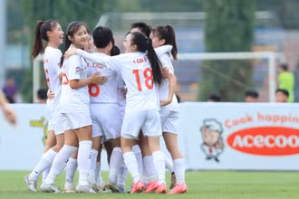 Phong Phú Hà Nam vô địch hai năm liên tiếp tại Giải U19 bóng đá nữ vô địch quốc gia. 