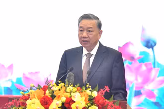 Tổng Bí thư Tô Lâm phát biểu tại hội nghị gặp mặt đại biểu văn nghệ sĩ. (Ảnh: ĐĂNG KHOA)