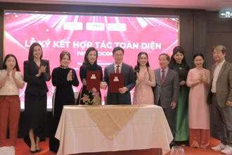 Lễ ký kết hợp tác toàn diện giữa Hội đồng Nữ Doanh nhân Quốc tế (IWEC) và CICON Hàn Quốc. 