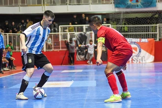 Tuyển futsal Việt Nam thua đương kim á quân thế giới Argentina 1-4