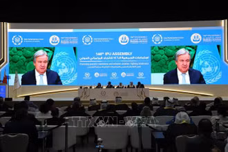 Tổng Thư ký Liên hợp quốc Antonio Guterres phát biểu qua băng ghi hình tại hội nghị. (Ảnh: TTXVN)