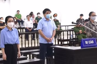 Với việc nộp hàng chục tỷ đồng để khắc phục hậu quả, ông Nguyễn Đức Chung cùng các đồng phạm đã được Tòa phúc thẩm giảm mức án tù phải chấp hành.