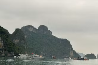 31 phương tiện được huy động trong cuộc tìm kiếm, cứu nạn.