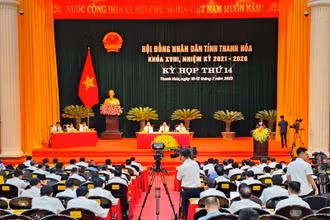 Quang cảnh kỳ họp Hội đồng nhân dân tỉnh Thanh Hóa lần thứ 14.