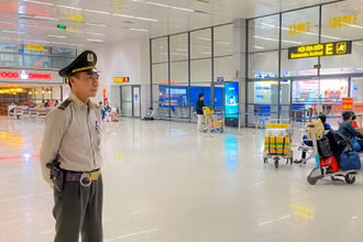 Anh Trần Tiến Dũng, Đội An ninh trật tự ga quốc nội (Trung tâm An ninh hàng không Nội Bài).