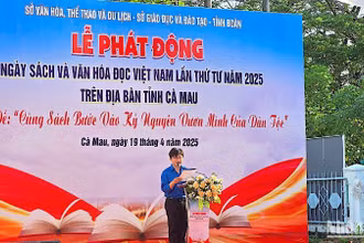 Lễ phát động "Ngày sách và Văn hóa đọc" tại Cà Mau vào sáng 19/4. 