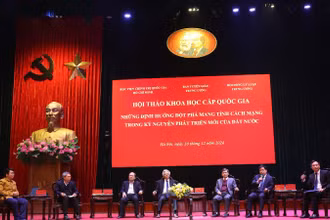 Tọa đàm bàn tròn tại Hội thảo khoa học "Những định hướng đột phá mang tính cách mạng trong kỷ nguyên phát triển mới của đất nước".