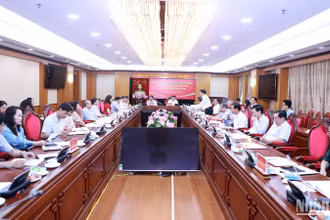 Toàn cảnh buổi làm việc.