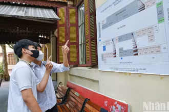 Thí sinh thi lớp 10 năm 2023 (Ảnh: THÀNH ĐẠT)