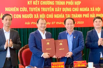 Thành ủy Hải Phòng và Tạp chí Cộng sản ký kết Chương trình phối hợp nghiên cứu, tuyên truyền xây dựng Chủ nghĩa xã hội và con người Xã hội chủ nghĩa tại thành phố Hải Phòng.