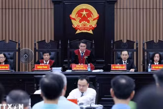 Tòa án nhân dân thành phố Hà Nội tuyên án sơ thẩm đối với cựu Chủ tịch Tập đoàn FLC Trịnh Văn Quyết.