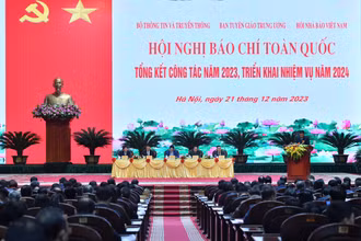 Toàn cảnh hội nghị.