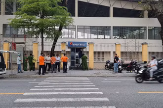 Cơ quan chức năng điều tra tại hiện trường vụ việc xảy ra vào chiều ngày 23/3.
