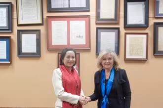 Phó Chủ tịch Quốc hội Nguyễn Thị Thanh gặp Thượng nghị sĩ Marsha Blackburn.